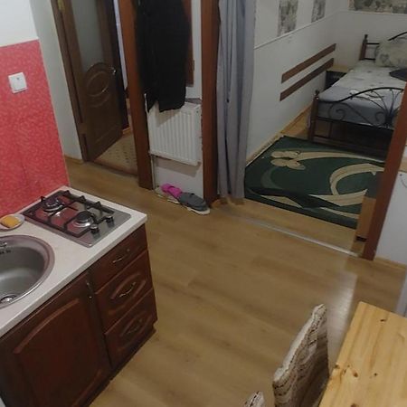 לבוב Apartment Near Rynok Square מראה חיצוני תמונה